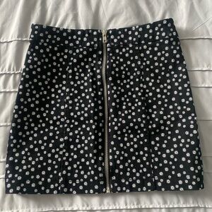 Forever 21 Black and White Floral Mini Skirt